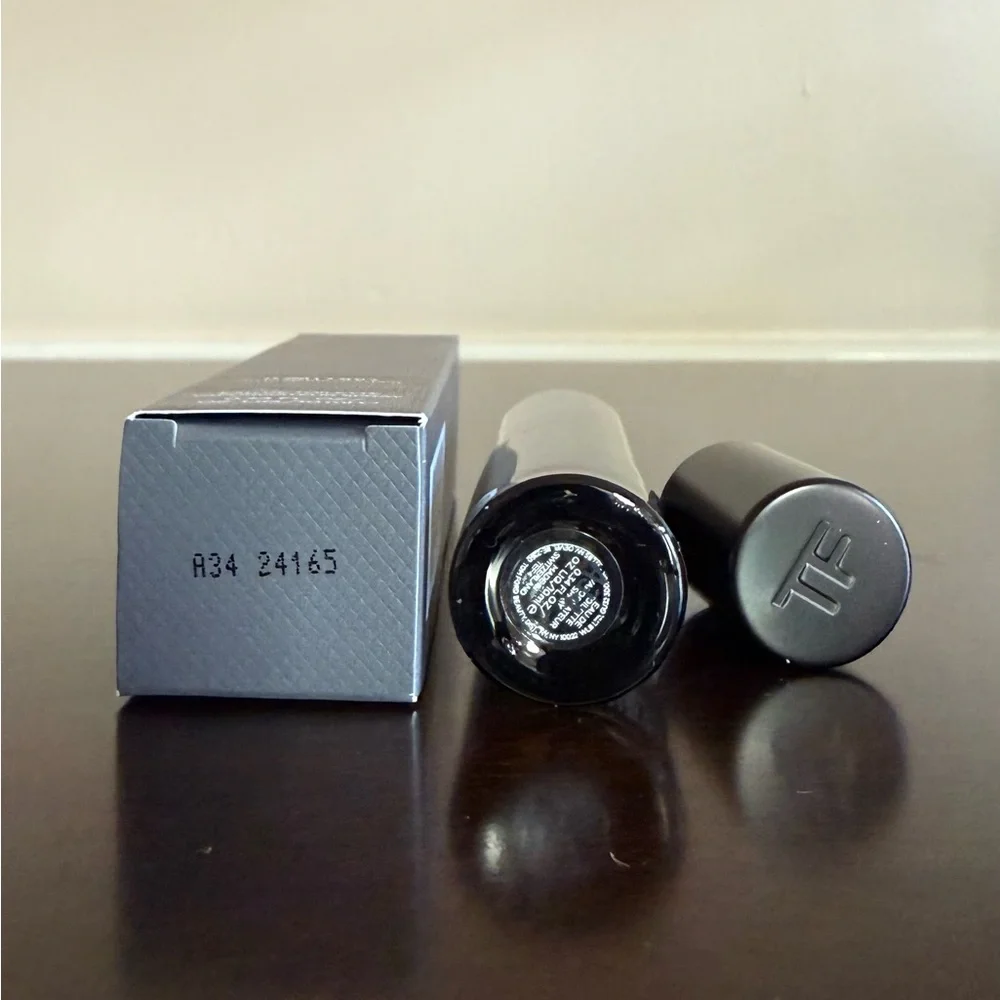 Tom Ford Eau de Ombré Leather Travel Size, NEW in Box, Authentic - Picture 3 of 3